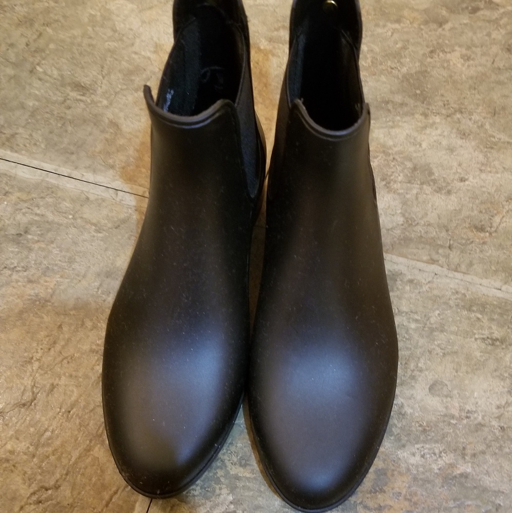 Rain boots